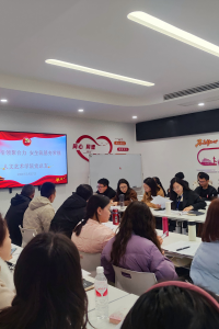 人文艺术学院党总支开展“党建引领聚合力，安全筑基夯常规”主题党日活动