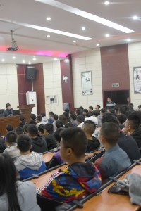 学院举行“都江堰的建设与工程”主题讲座