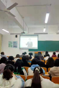 学好“开学第一课”| 奋进新时代 争做红色传统发扬者