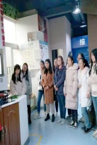 学院组织师生到泸州市江阳区安全体验中心参观学习
