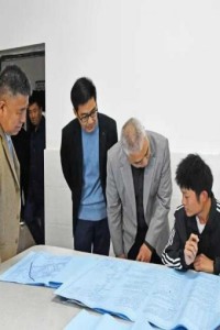 市教育体育局局长黄月桂一行到我校调研指导工作