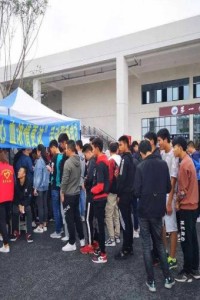 学院组织开展无偿献血活动