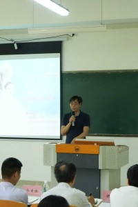 我校开展“健康生活 科学防癌”癌防宣讲活动