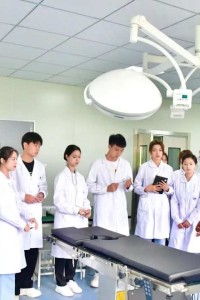 医药康养学院简介