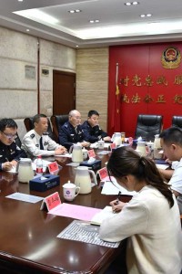我校与四川警察学院举行党建结对共建座谈会