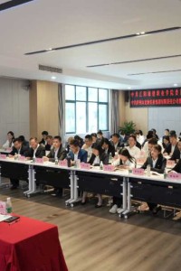 我校与龙驰集团联合开展“党建共建聚合力 校企结对谋新篇”党建共建活动