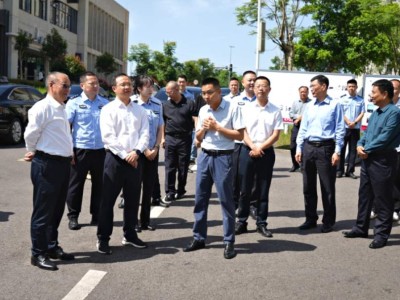 泸州市委常委、政法委书记刘峰调研江阳城建职业学院