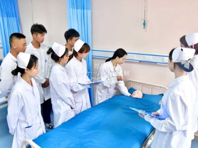 单招季 | 厚德精技，知行合一，点击了解医药康养学院吧！